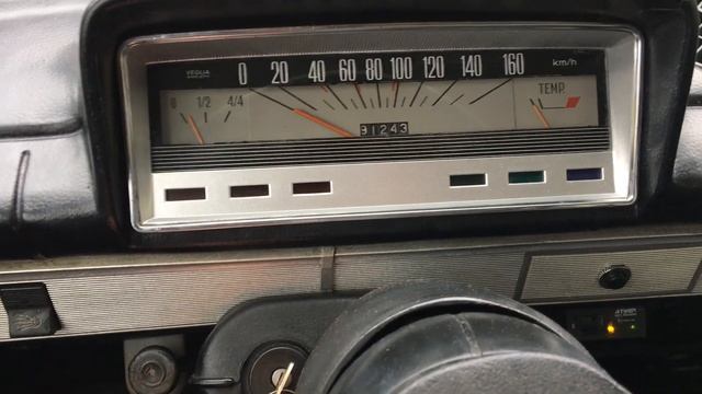 Fiat 124 Sedan Cold Start смотреть онлайн