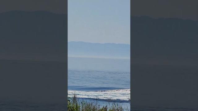 Начало КБЖД в Порт Байкале, на южном берегу истока Ангары. Листвянка - на северном берегу Ангары. смотреть онлайн