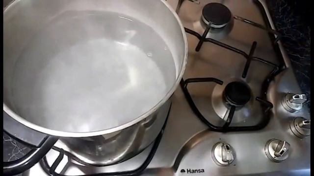 Лінгвіні з тунцем "Linguine al tonno e pomodoro" смотреть онлайн