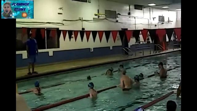 Что такое Flip Turn, или как тренируют кувырки в воде на групповом занятии по плаванию?