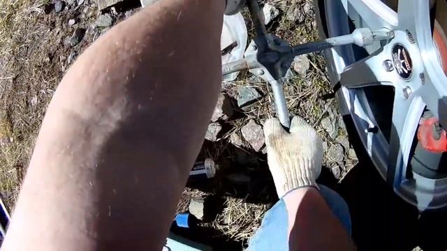 Меняю зимнюю резину на летнюю! (как определить какое колесо ставить на переднюю ось) смотреть онлайн