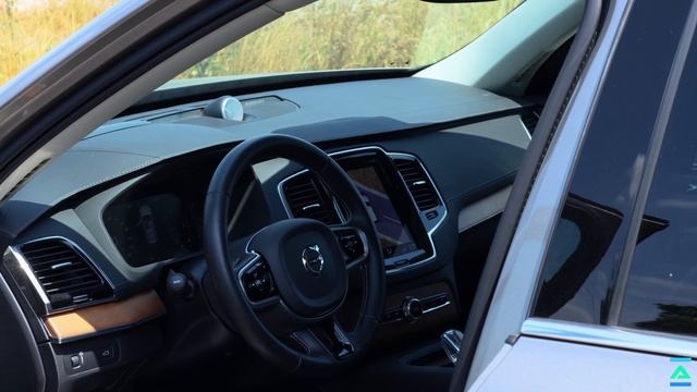 Volvo XC90 2.0 B5 MHEV (2019) Inscription | 4K смотреть онлайн