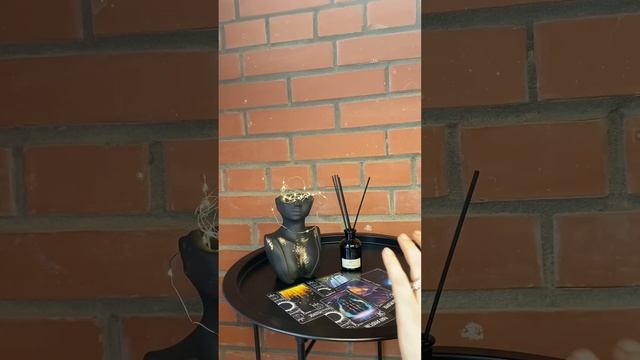 Это ? СКОРО ПОМЕНЯЕТСЯ в твоей жизни… #таро#shorts смотреть онлайн