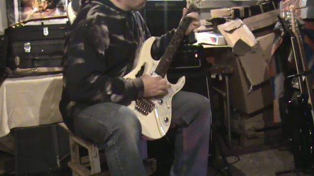 M2U00527.MPG Ibanez Jem 7V WH смотреть онлайн