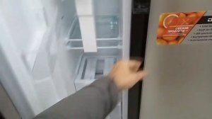 Холодильник Dexp SBS510M эргономика внутреннего пространства