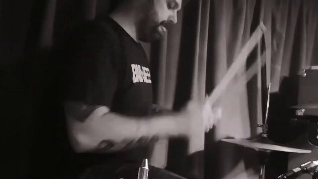 Midnight Sun ×× drum cam (live at Roadtrip & The Workshop - LDN) смотреть онлайн
