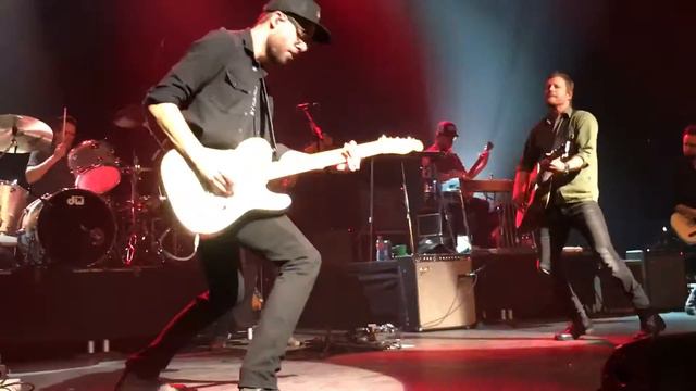 Dierks Bentley "5150" in Dublin Ireland 4-21-16 смотреть онлайн