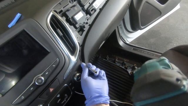 HOW TO Install or REMOVE RADIO 18-22 Chevy EQUINOX REPLACE 2018 2019 2020 2021 2022 смотреть онлайн