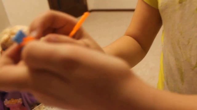 Браслет из резинок. Браслет из резинок Rainbow Loom смотреть онлайн