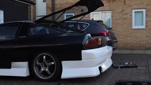 Building a Nissan 200sx S13 in 20 MINUTES! смотреть онлайн