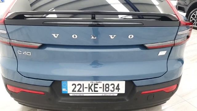 221KE1834 - 2022 Volvo C40 Electric TWIN PRO Pan Roof , Heated seats RefId... смотреть онлайн