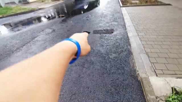 Обзор свежего дорожного покрытия после дождя улицы Заводской. Как так? Почему так? смотреть онлайн