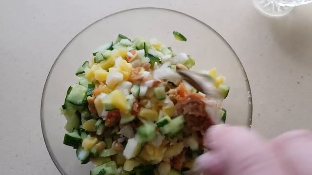 Постный стол.Суп-лапша.Гуляш с соей(заменитель мяса) и овощами.Два салата.Блюдо бедуинов.Без масла. смотреть онлайн