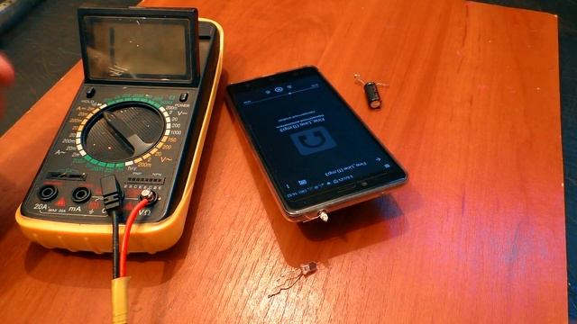 Если подключить светодиод в гнездо наушников смотреть онлайн