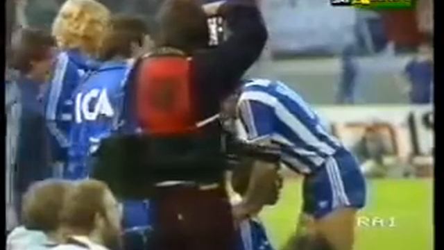 COPPA UEFA 1981 82 FINALE RITORNO AMBURGO GOTEBORG смотреть онлайн