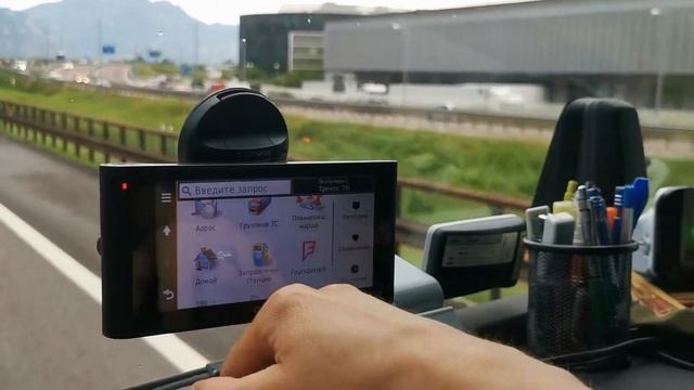 Garmin DezlCam LMT-D Навигатор Гармин с видеорегистратором