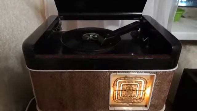 Потомок патефона смотреть онлайн