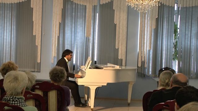 01. Дмитрий Степанович. Вокальный цикл "Искры" на стихи Рабиндраната Тагора. Автор.mp4