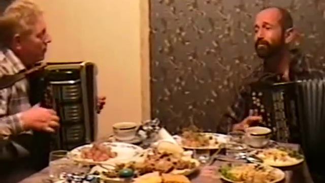 Застольная игра на баяне Александра Корчевого и Снурницина Сергея смотреть онлайн