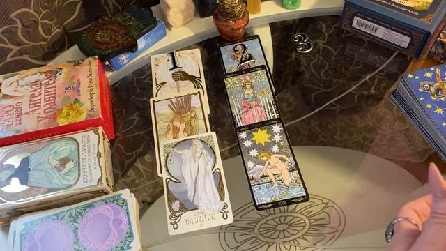 КУПЛЮ ЛИ Я НЕДВИЖИМОСТЬ в летний период - июль, август? Таро прогноз. смотреть онлайн