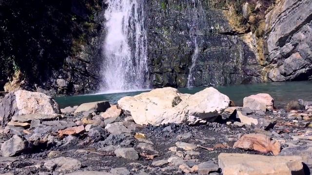 Шум Водопада Для Релаксации И Сна. 6 Часов Расслабления смотреть онлайн