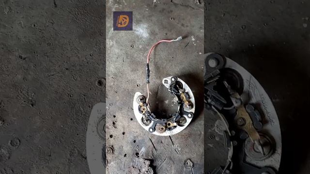 Перезаряд генератора/АКБ. Поменял все! а зарядка высокая ,что делать. ОТВЕТ. смотреть онлайн