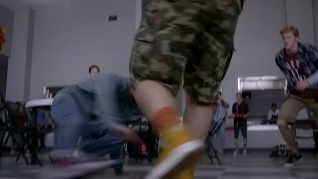 Miguel Becomes a Beast - Cobra Kai смотреть онлайн