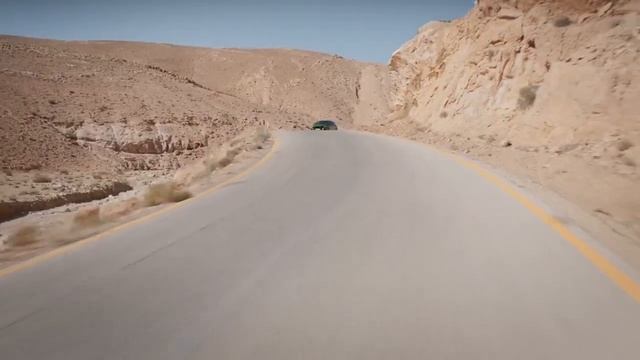 Audi RS Q8 Vs Lamborghini Urus