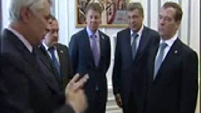 Д.А. Медведев в Костроме (2) смотреть онлайн