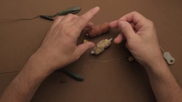 Растворимая ПВА сетка для рыбалки. Как наполнить и прикрепить к поводку. Тест под водой