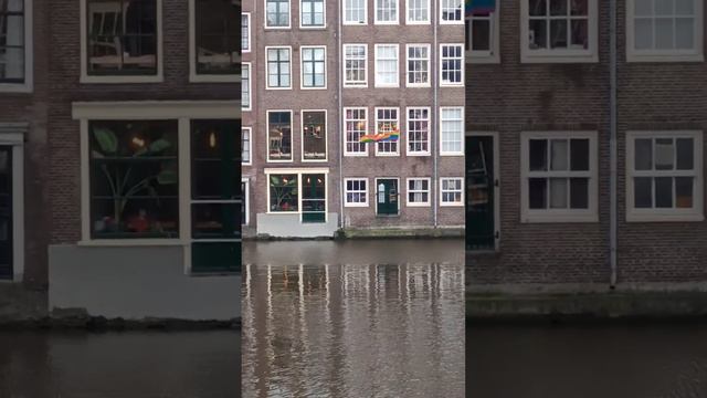 Амстердам.Улица Красных фонарей смотреть онлайн