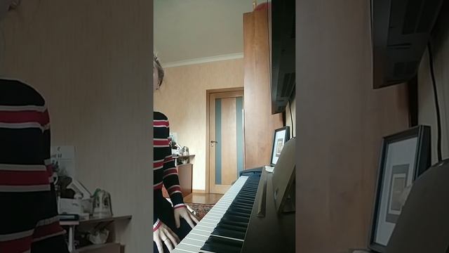 Программа по фортепиано, 2 курс, 2 полугодие смотреть онлайн