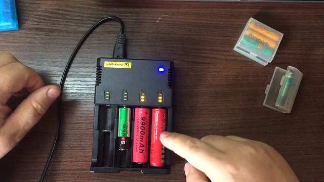Intellicharger NEW I4 от NITECORE. Обзор смотреть онлайн