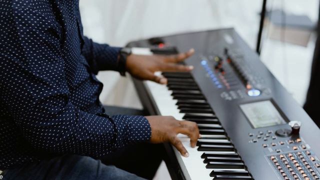 WORSHIP AND COMMUNION - Pastor Ayo Otuyalo, Nosa, TY Bello, George Alao смотреть онлайн