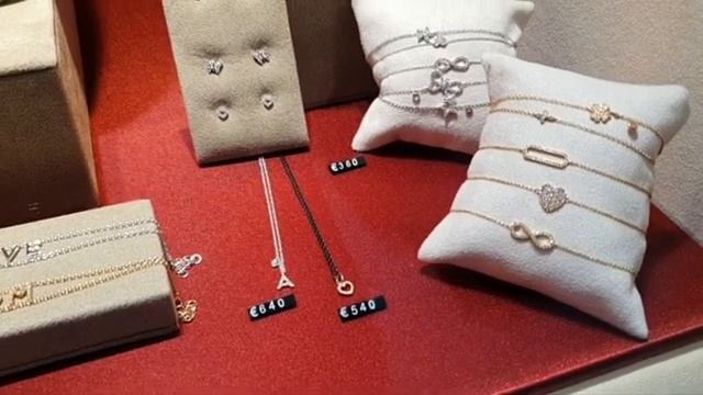 Италия Падуя Жасмин предрождественские хлопоты смотреть онлайн