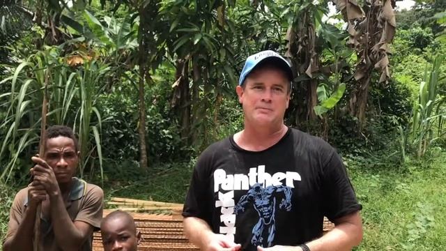 Cameroon - The World's Largest Frog - Travel Vlog from Cameroon смотреть онлайн