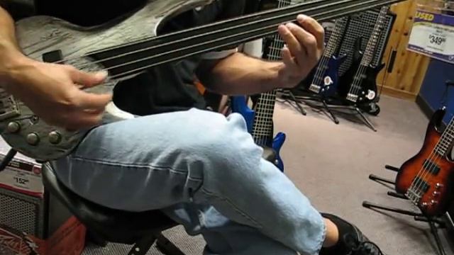 Cort Curbow Fretless Silver 4St Bass смотреть онлайн