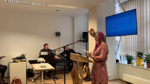 Виталия Улыч - Бог знает всё смотреть онлайн