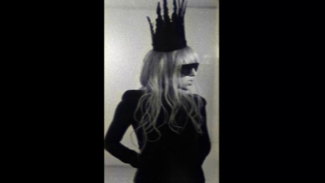 Lady Gaga - Bad Romance (slowed + reverb) смотреть онлайн