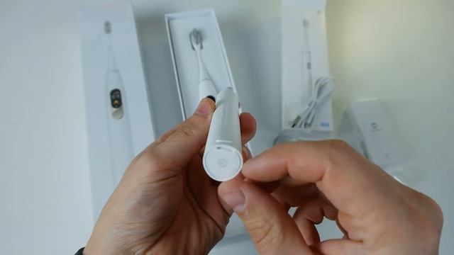 Зубная щетка с дисплеем Oclean X от Xiaomi. Распаковка. смотреть онлайн