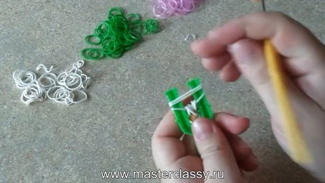 Необыкновенно красивый Ажурный браслет из резинок Rainbow loom смотреть онлайн