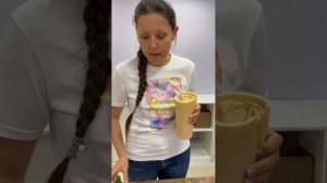 Как сделать прокол иглой в силиконовой форме, чтобы продеть фитиль. Тг https://t.me/svechi_vosk_mol