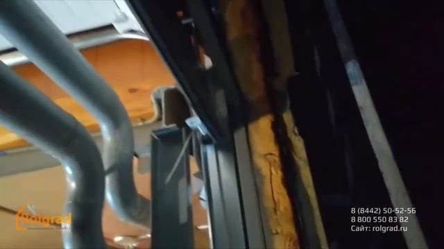 Секционные ворота RSD02 с калиткой смотреть онлайн