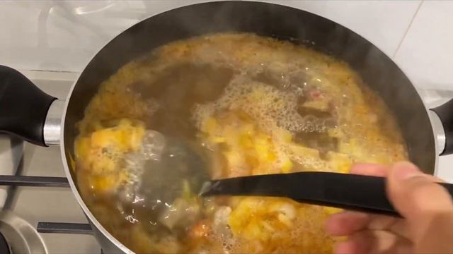 Oʻzbekcha Noxot shoʻrva yoki MOXORА 😋 Узбекский гороховый суп /PEA soup смотреть онлайн