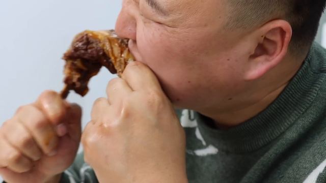 20斤牛排，阿强做“红烧牛排骨”，软烂脱骨，一口下去满嘴爆汁！【cram阿强】