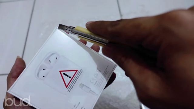 Unboxing Apple Airpods 2 Original, Gak Salah Deh Beli Di iBox смотреть онлайн