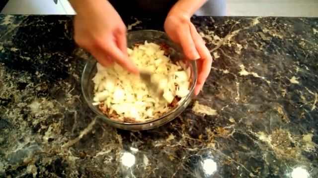 Заливной пирог с рыбой и картошкой. Рыбный пирог из консервов. Пирог с сайрой. смотреть онлайн