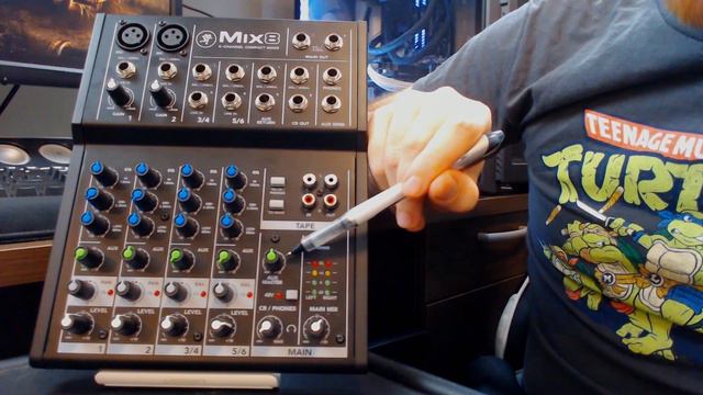 Mackie Mix8 - A quick look - PT1 смотреть онлайн