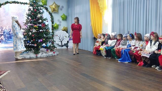 Новогодний утренник. 6гр, Дс №8, г.Белореченск смотреть онлайн