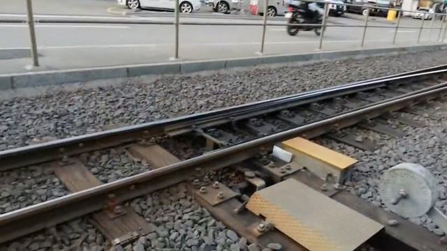 Bahnweiche schneiden / Переключение железнодорожной стрелки наездом смотреть онлайн